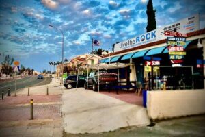 Dive The Rock (Scuba Diving Experience in Protaras) - The 4-Hour Schedule: From Center Briefing to Sea Life Moments