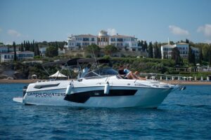 Luxury Private Charter on a Karnic SL800 to Blue Lagoon & more... - Inside the Karnic SL800: Fast Speed, Smooth Ride Energy