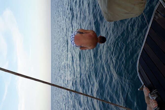 Private cruise with a sailing yacht Koursaros - The yacht experience: Koursaros with a professional skipper