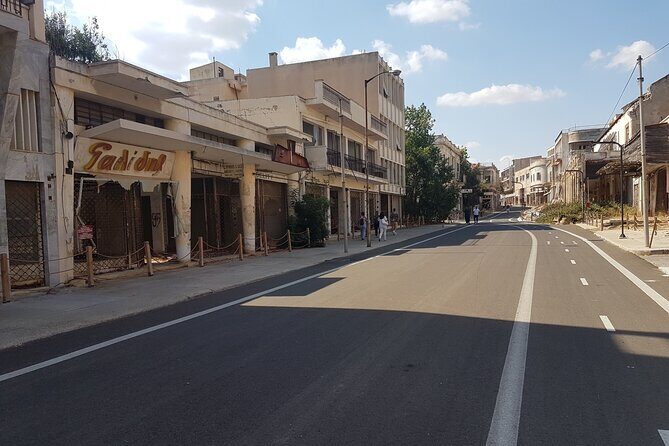 Red Bus Varosha experience in English from Ayia Napa, Protaras - What to bring (and how to handle the heat)