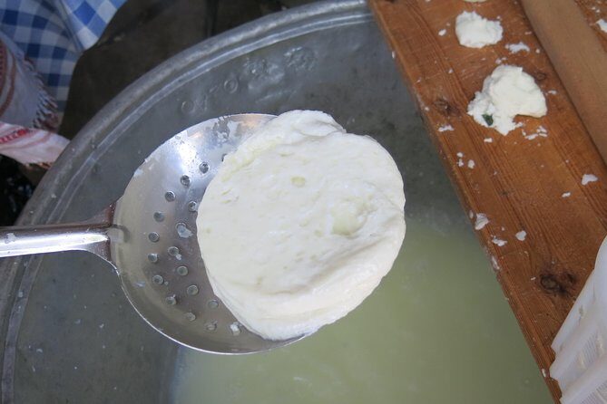 Troodos Mountains Halloumi Making: All Inclusive Workshop & Tour - Lefkara village time: lace country and an easy place to shop